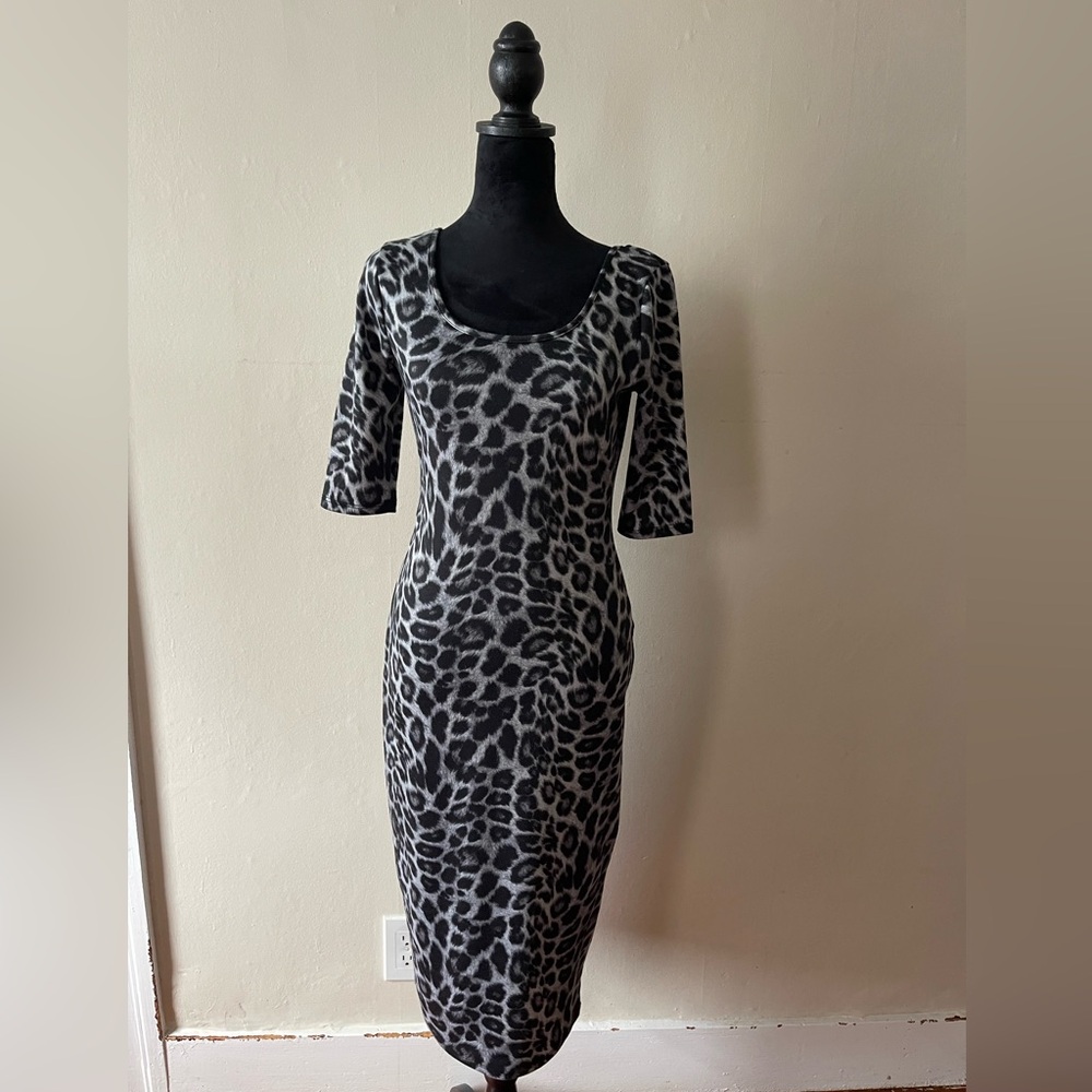 Alloy Apparel Black/Grey Animal Combo print dress, size M